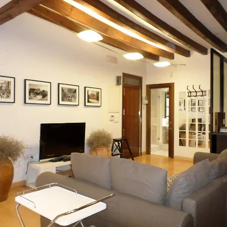 Apartment Romantic